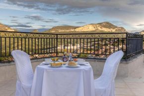 Diamantina Falls Boutique Hotel